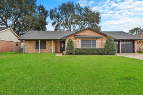 322 Hurstgreen Lane Alvin TX 77511