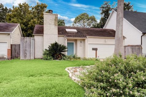 4305 Ione Street Bellaire TX 77401