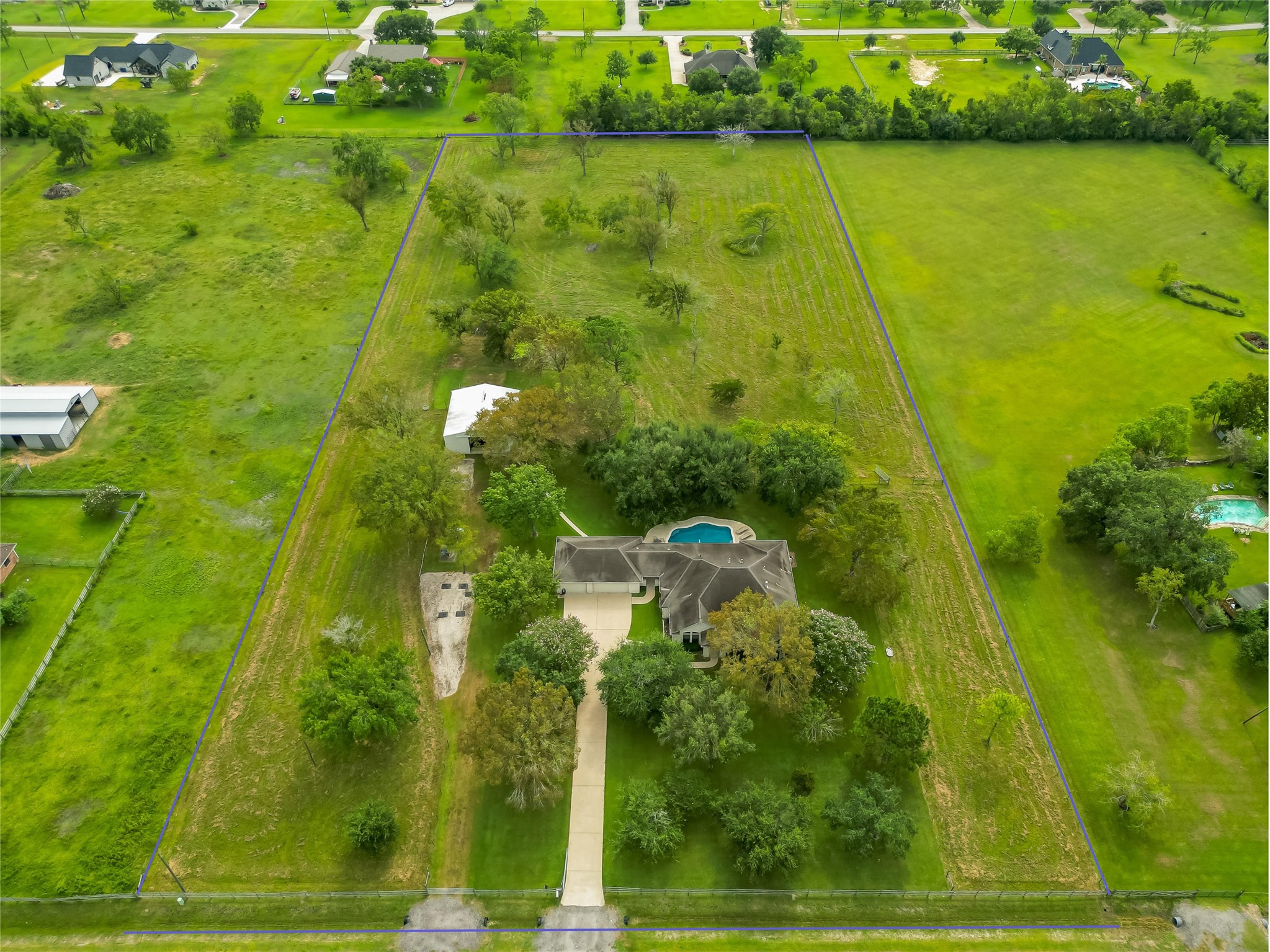 135 Happy Hollow Street Alvin TX 77511