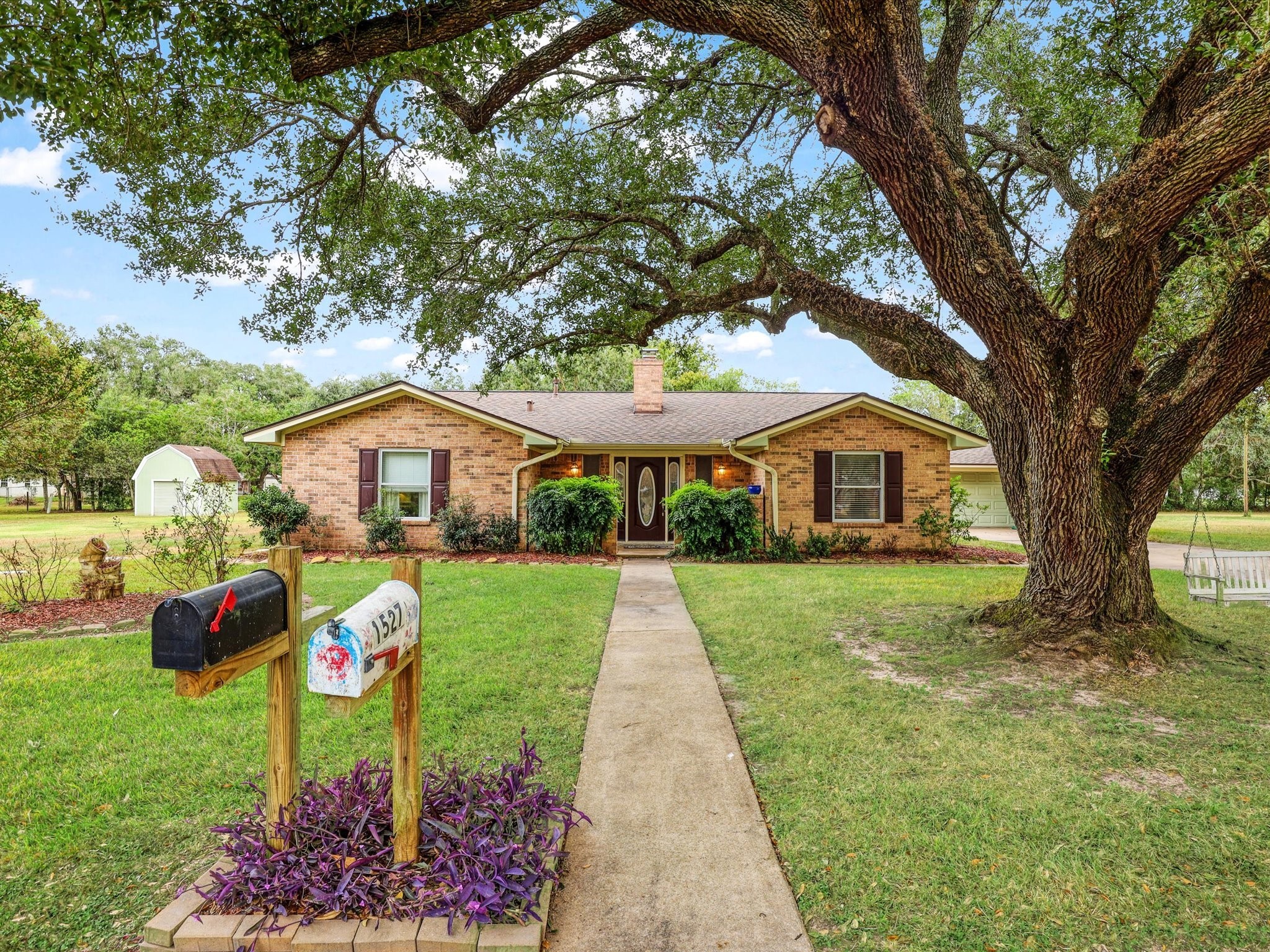 1527 County Road 141 Alvin TX 77511