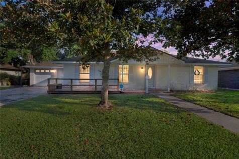 2103 Pinemont Street Baytown TX 77520