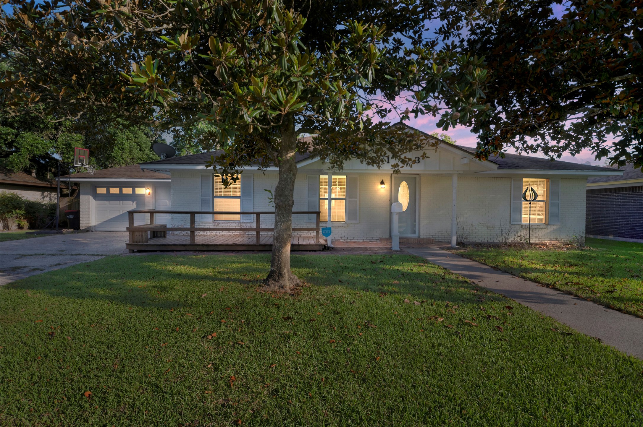 2103 Pinemont Street Baytown TX 77520