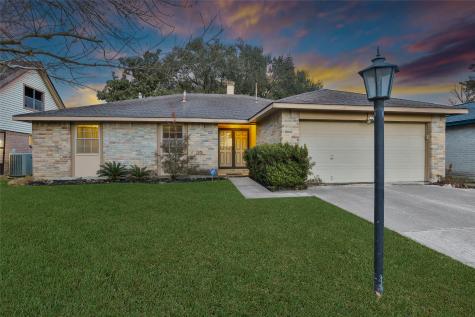 8106 Windy Acres Drive Houston TX 77040