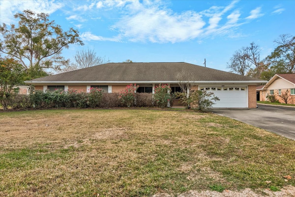 2045 Hanover Circle Beaumont TX 77706