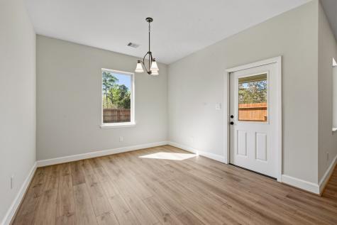 710 Duncan Avenue Cleveland TX 77327