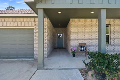 710 Duncan Avenue Cleveland TX 77327