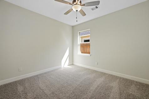 710 Duncan Avenue Cleveland TX 77327