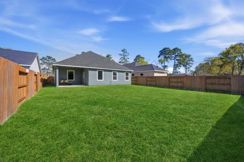 710 Duncan Avenue Cleveland TX 77327