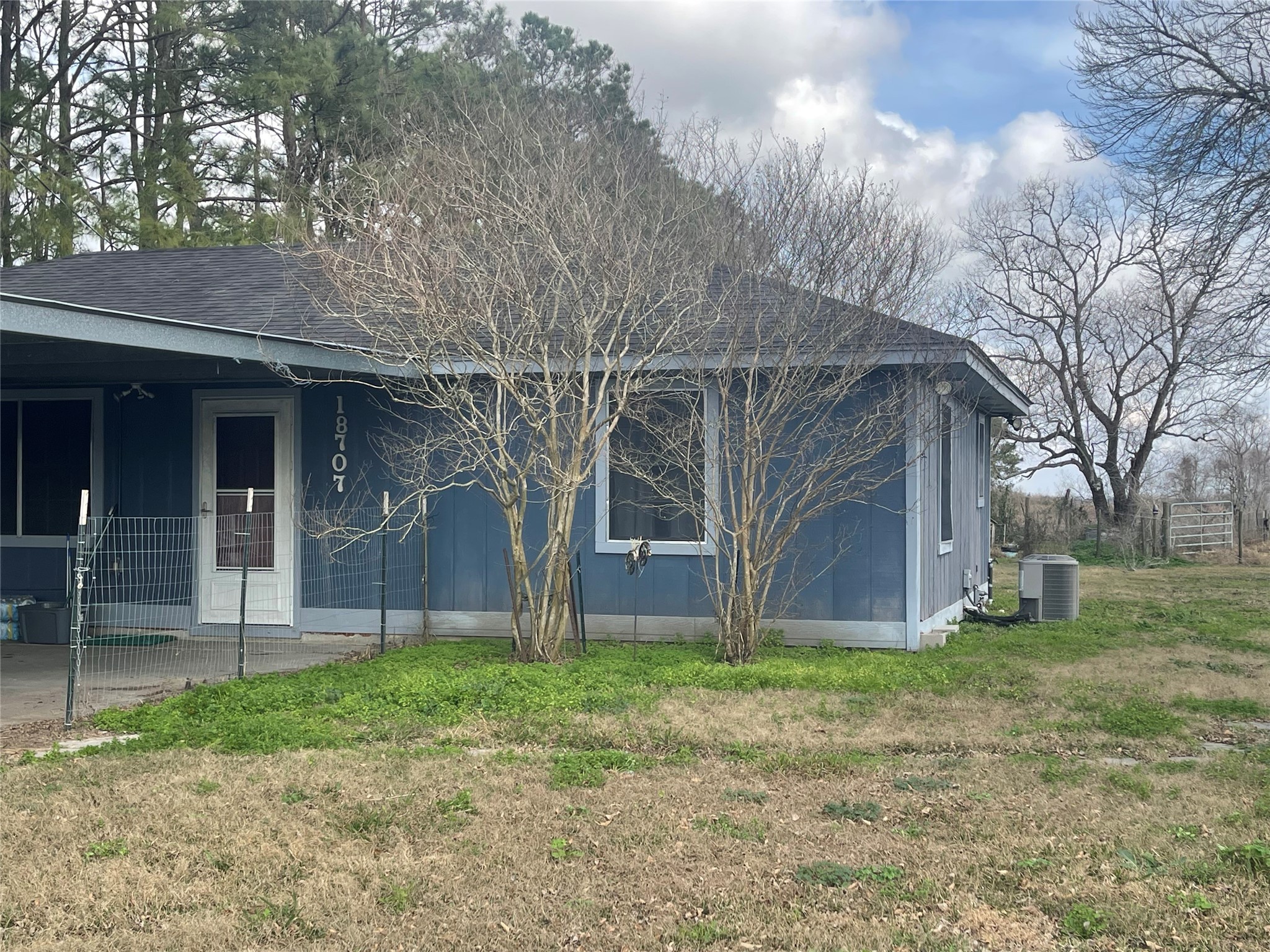 18707 Englin Road Winnie TX 77665
