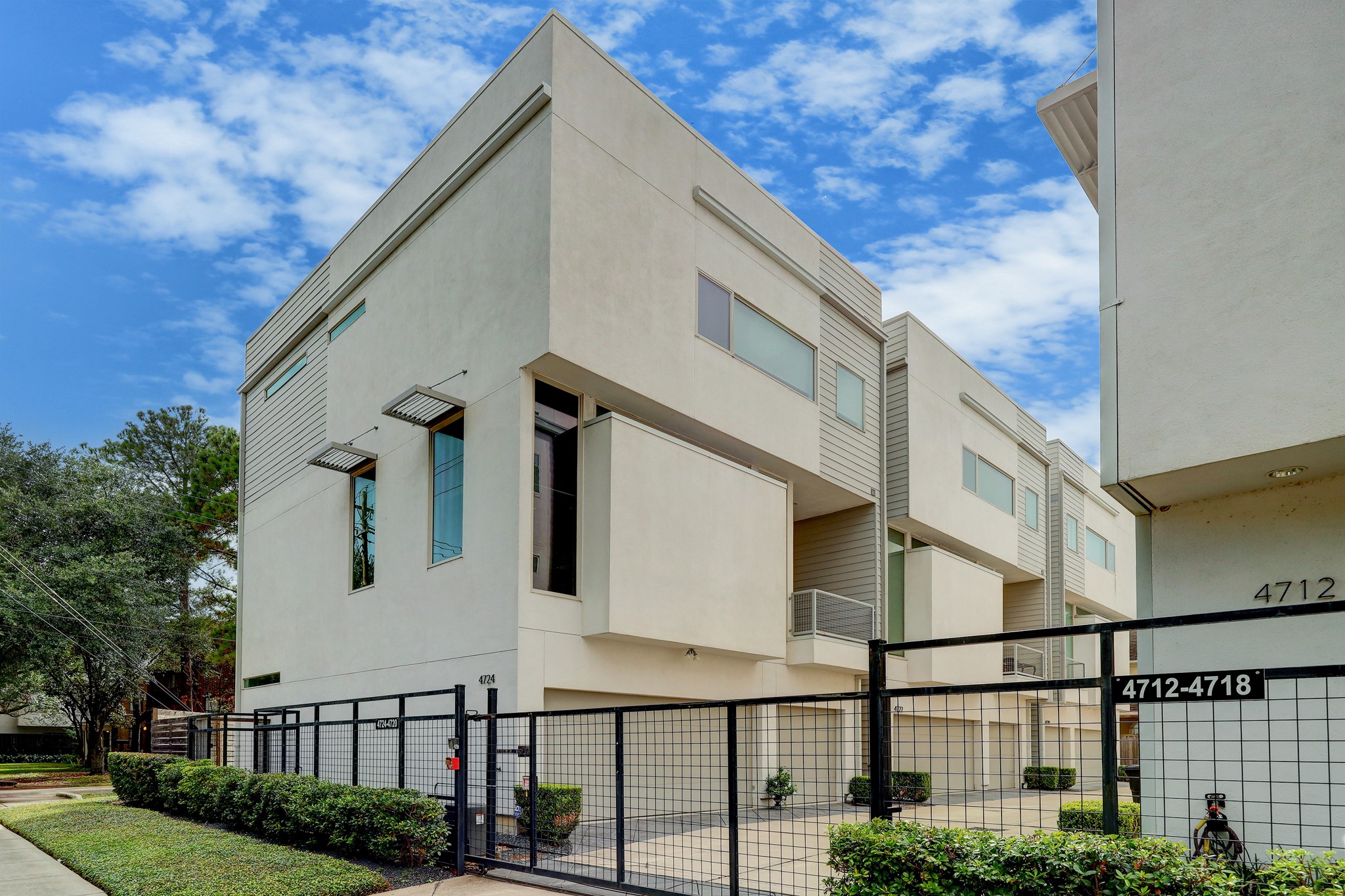 4724 Austin Street Houston TX 77004