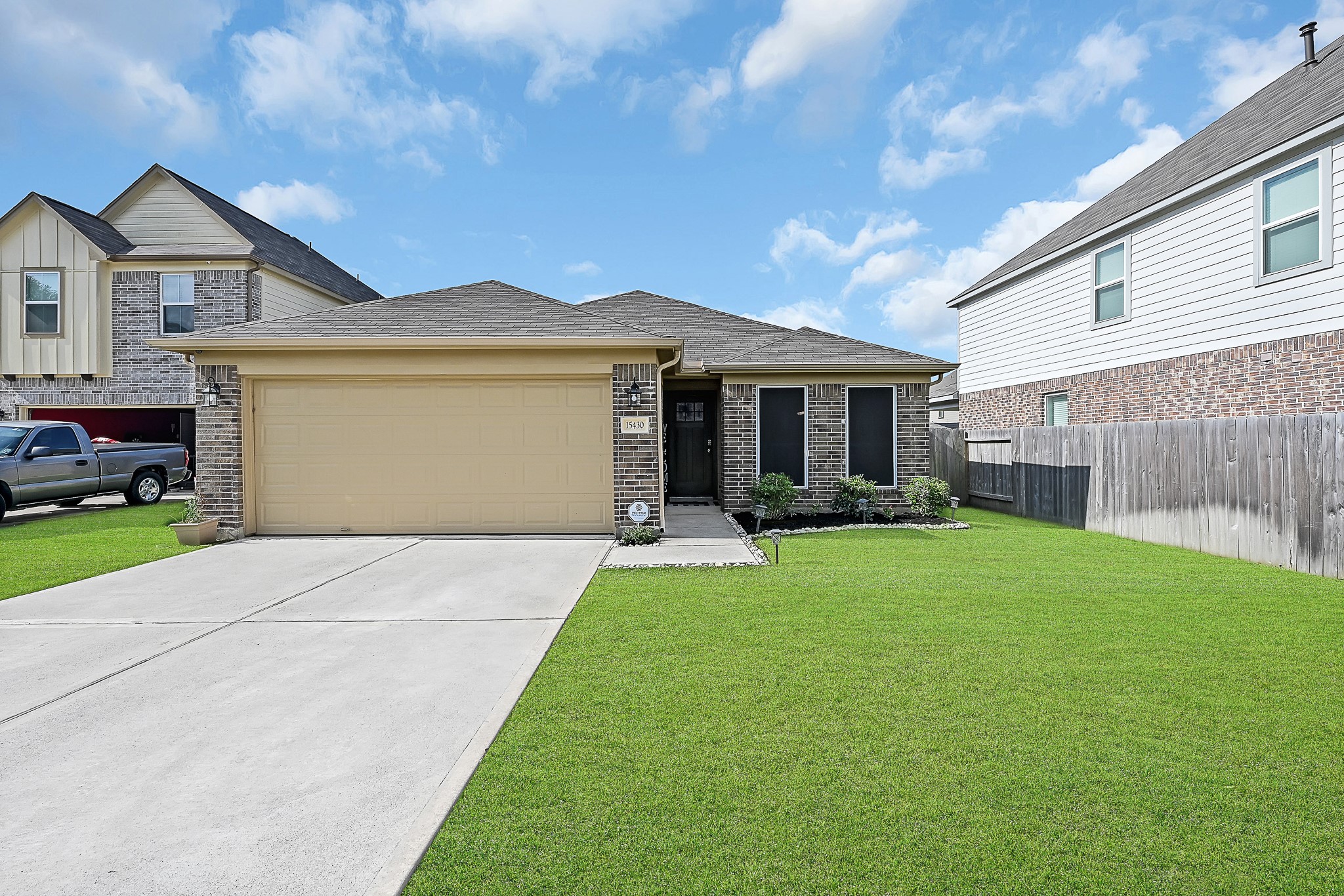 15430 Wandering Creek Trail Houston TX 77044