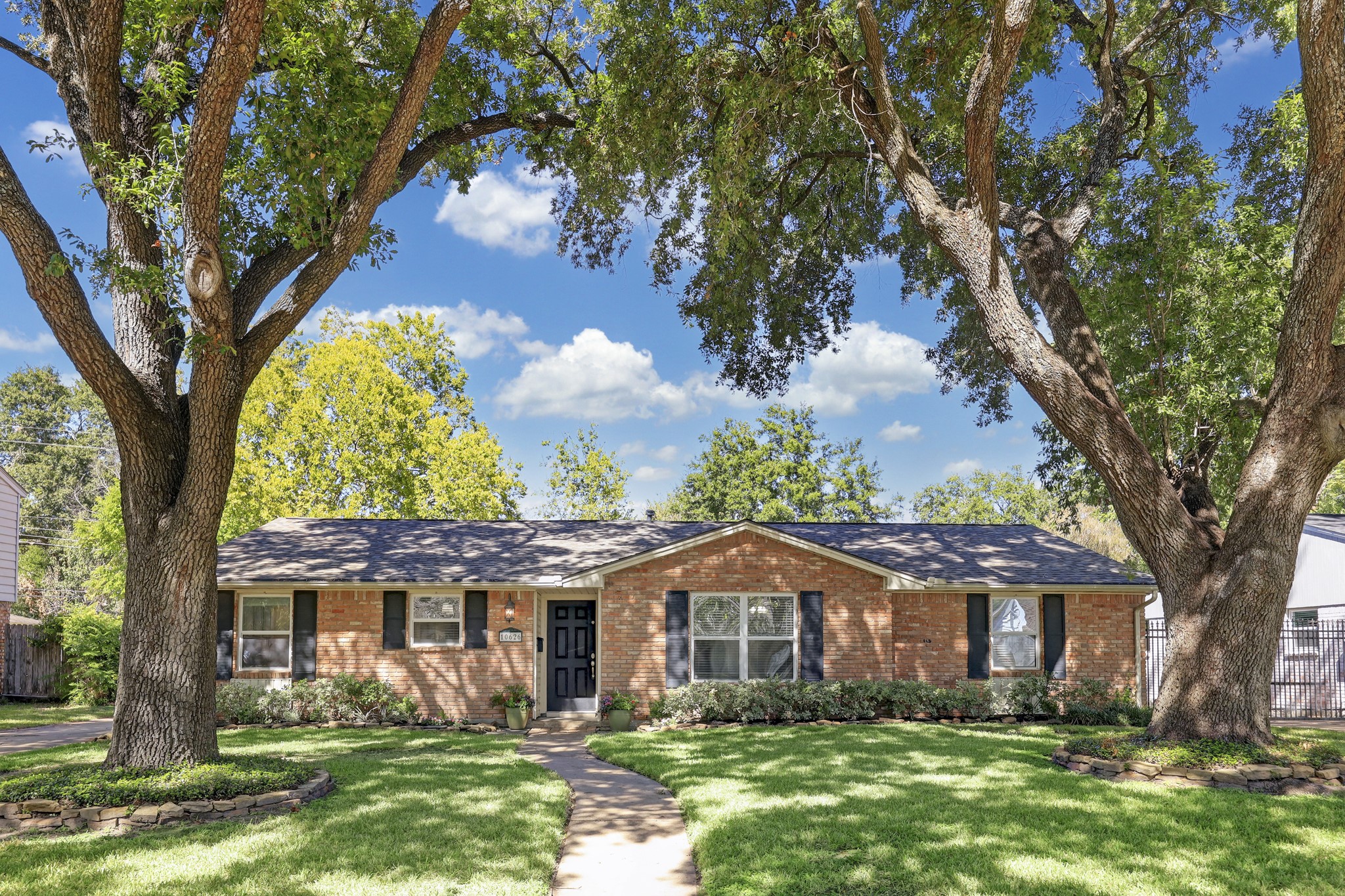 10626 Wickersham Lane Houston TX 77042