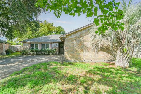2511 Holly Court Galveston TX 77551