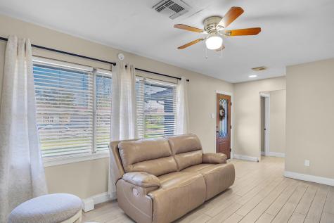 3306 Earl Street Pasadena TX 77503