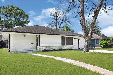 5538 Berry Creek Drive Houston TX 77017