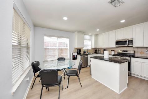 1054 Inverness Cove Dickinson TX 77539