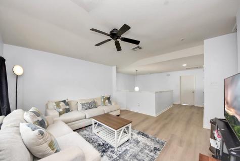 1054 Inverness Cove Dickinson TX 77539