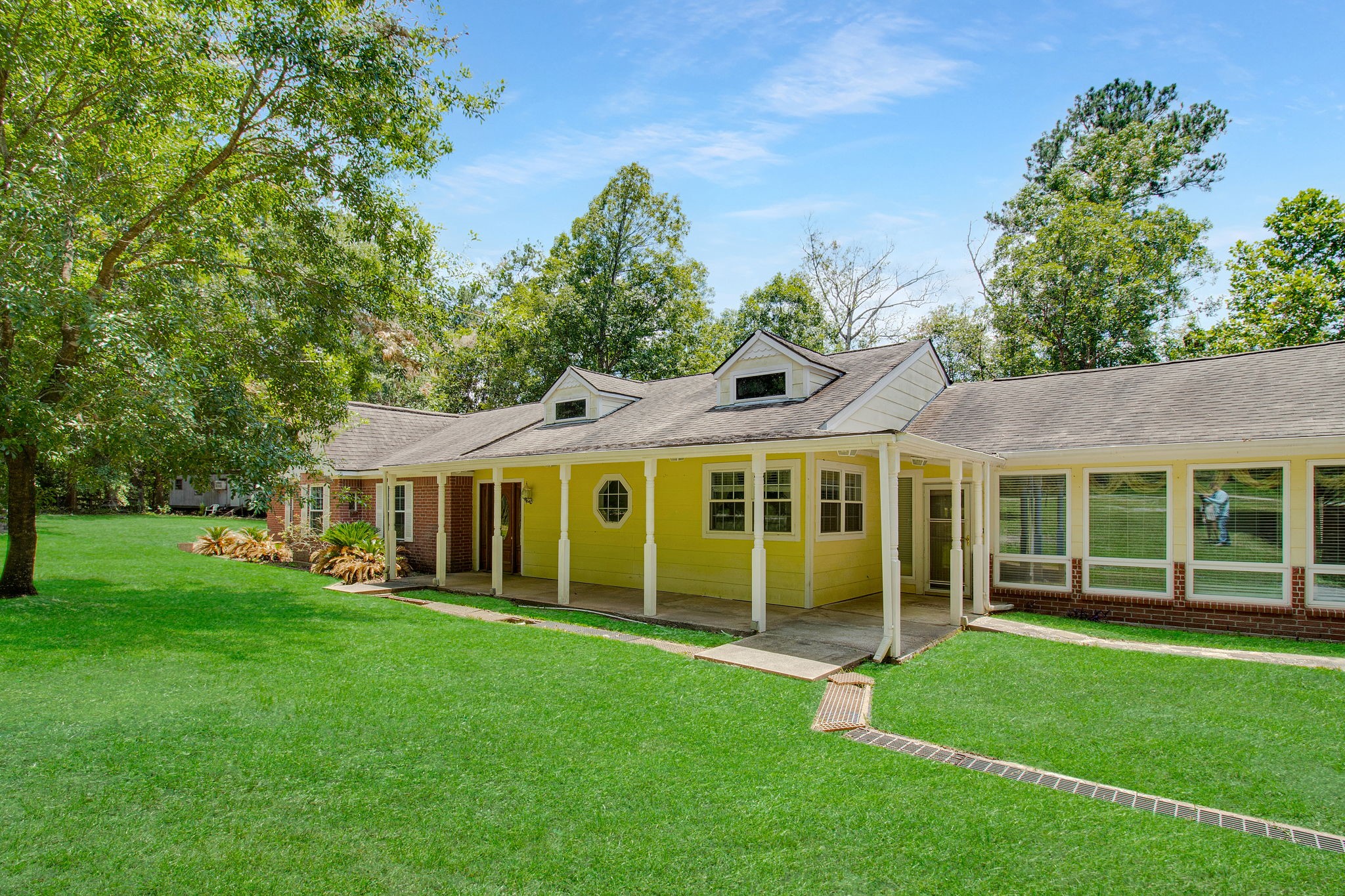 173 W George Jones Road Livingston TX 77351