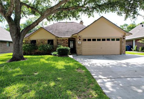 50 Alexander Court Angleton TX 77515