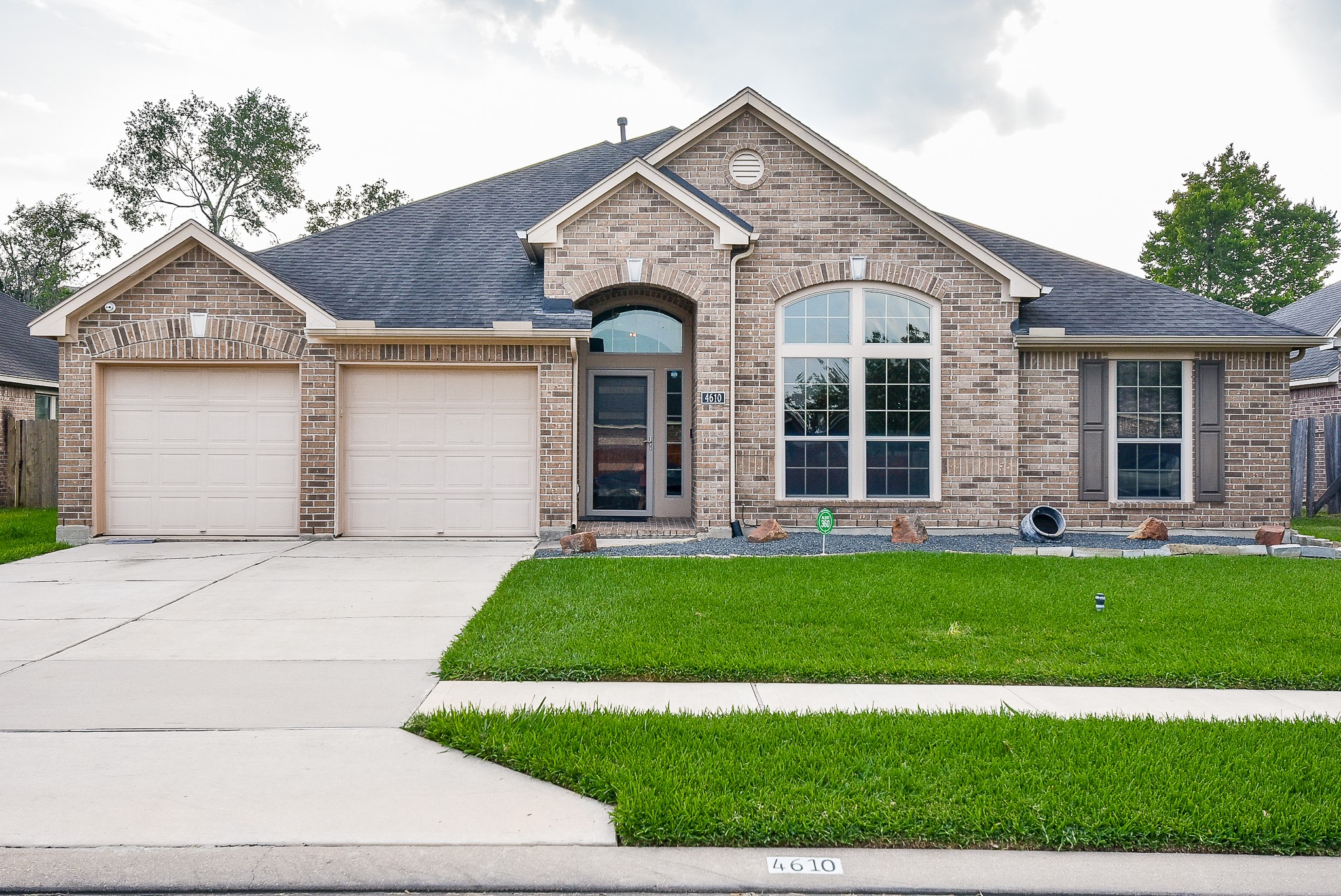4610 S Creekmont Fresno TX 77545