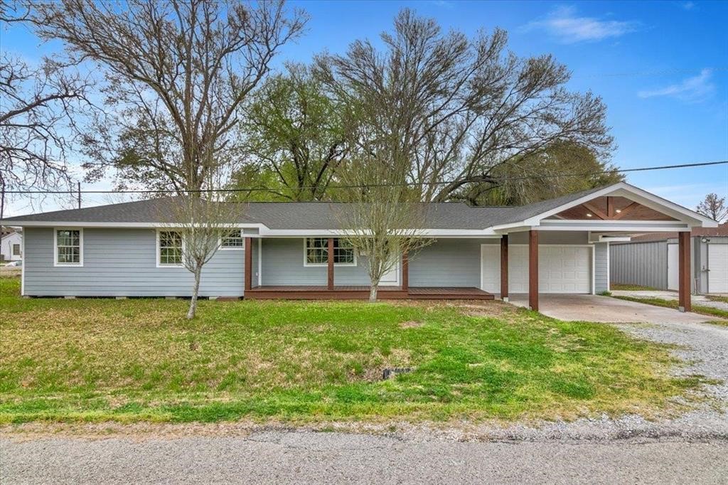 7000 Henry Street Groves TX 77619