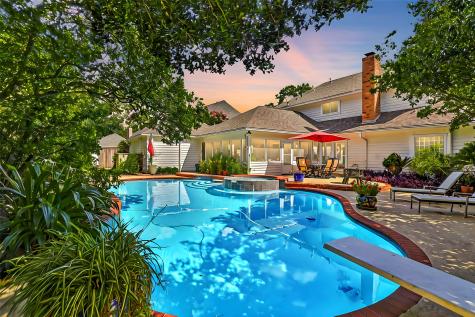 4922 Middle Falls Drive Kingwood TX 77345