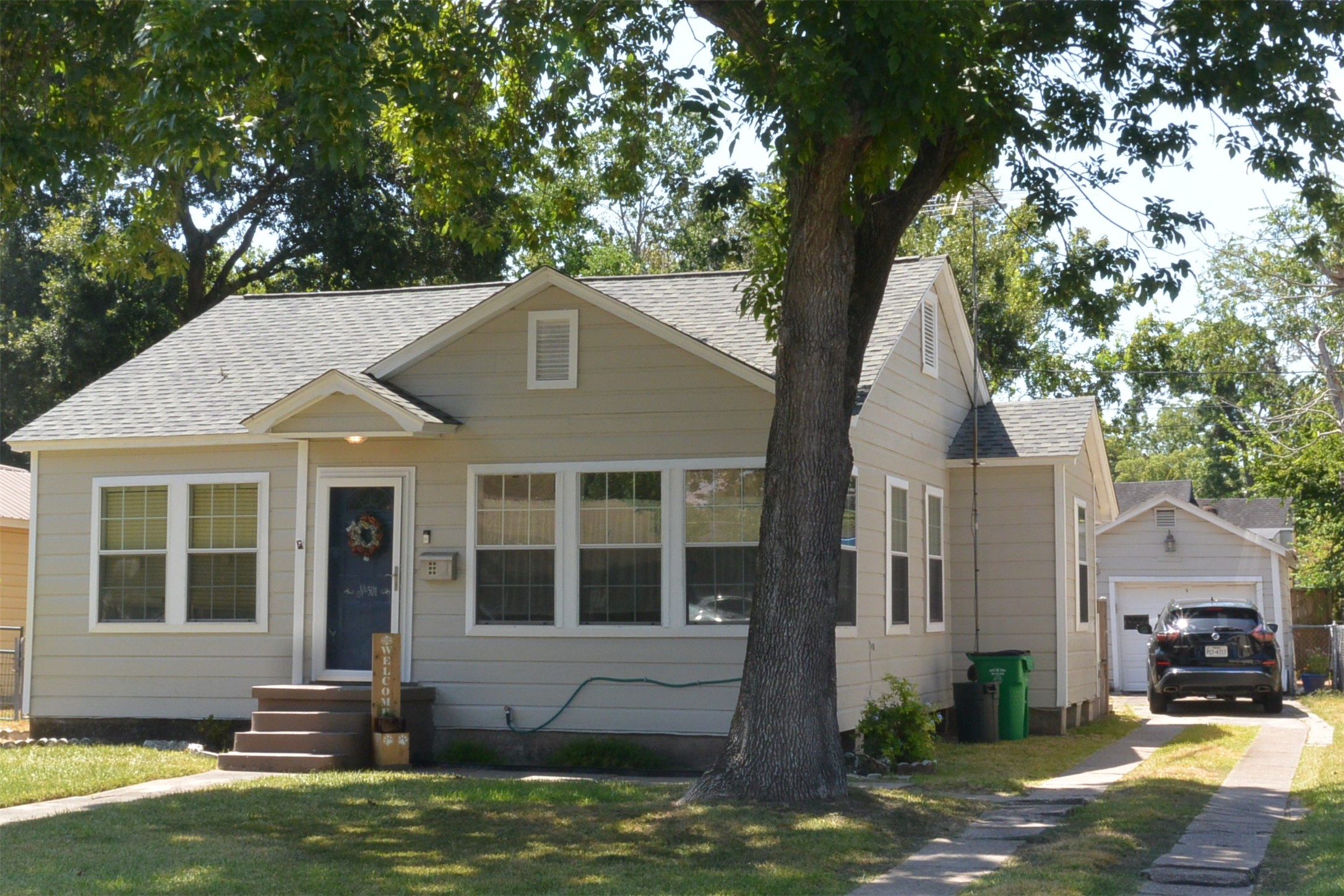 501 Scott Street Baytown TX 77520