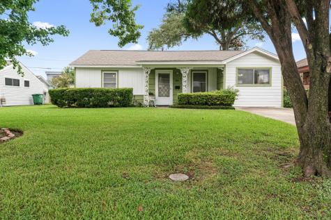 7610 Magnolia Street Houston TX 77023