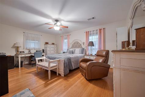 8019 Colgate Street Houston TX 77061