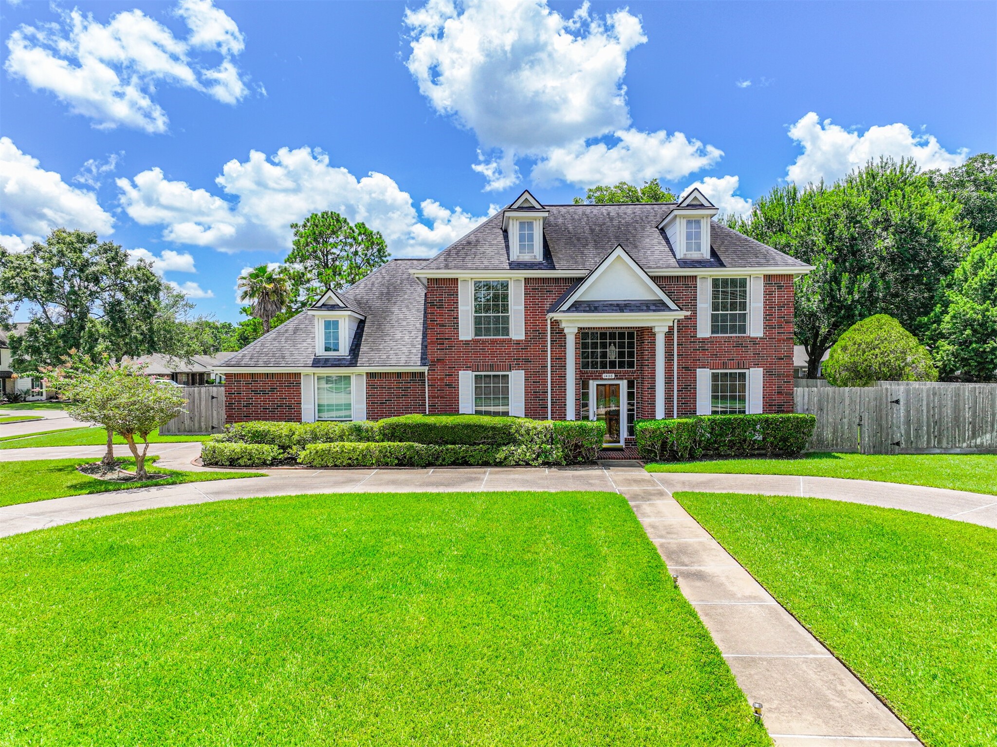 1408 Sunset Drive Friendswood TX 77546