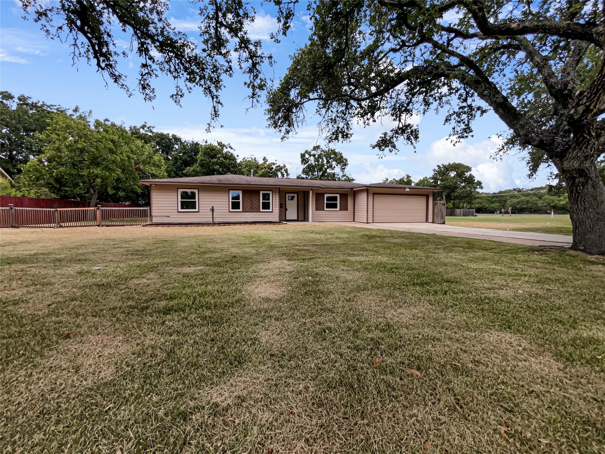1016 Delmar Drive La Marque TX 77568
