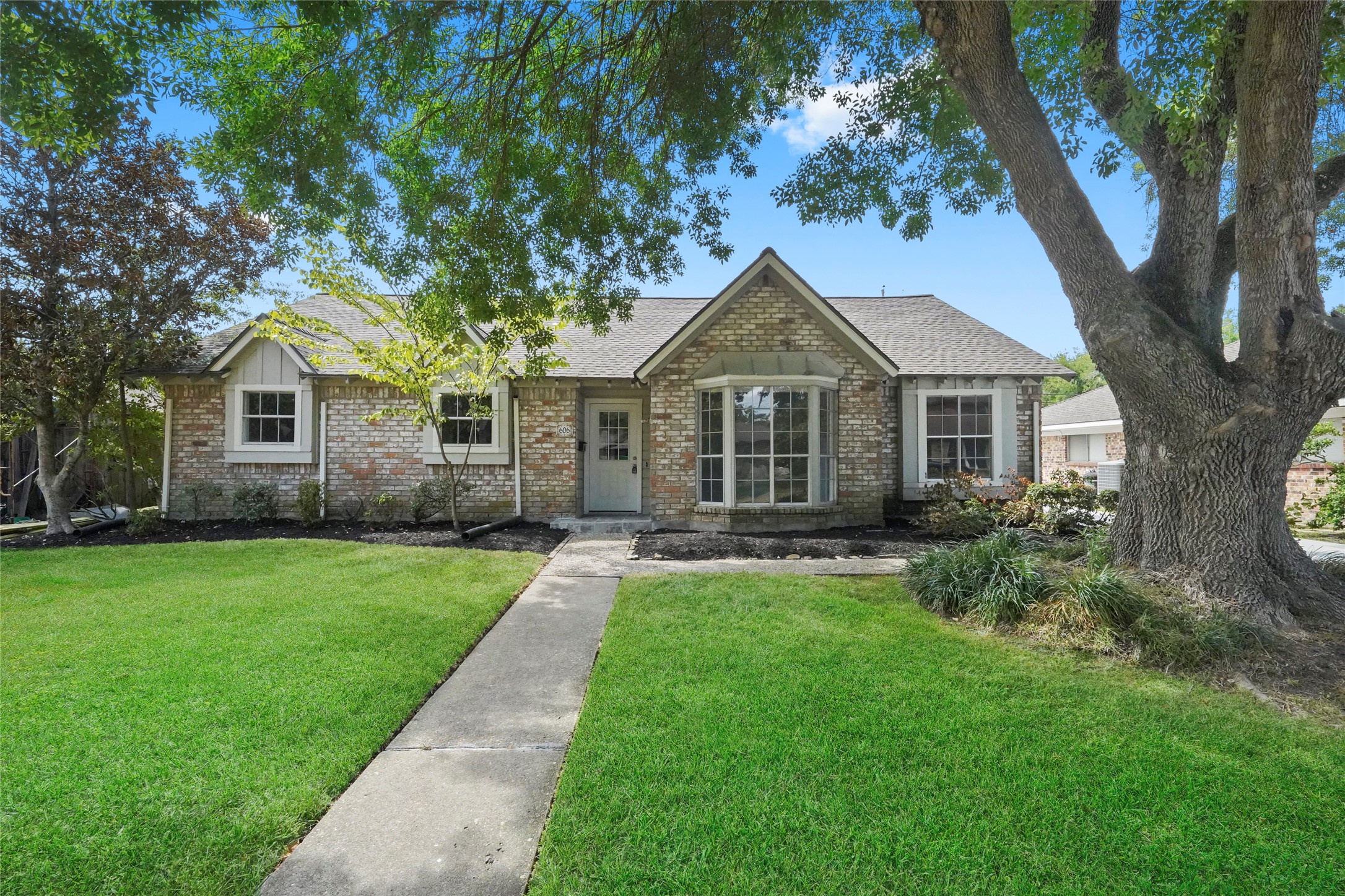 606 Seaway Drive El Lago TX 77586