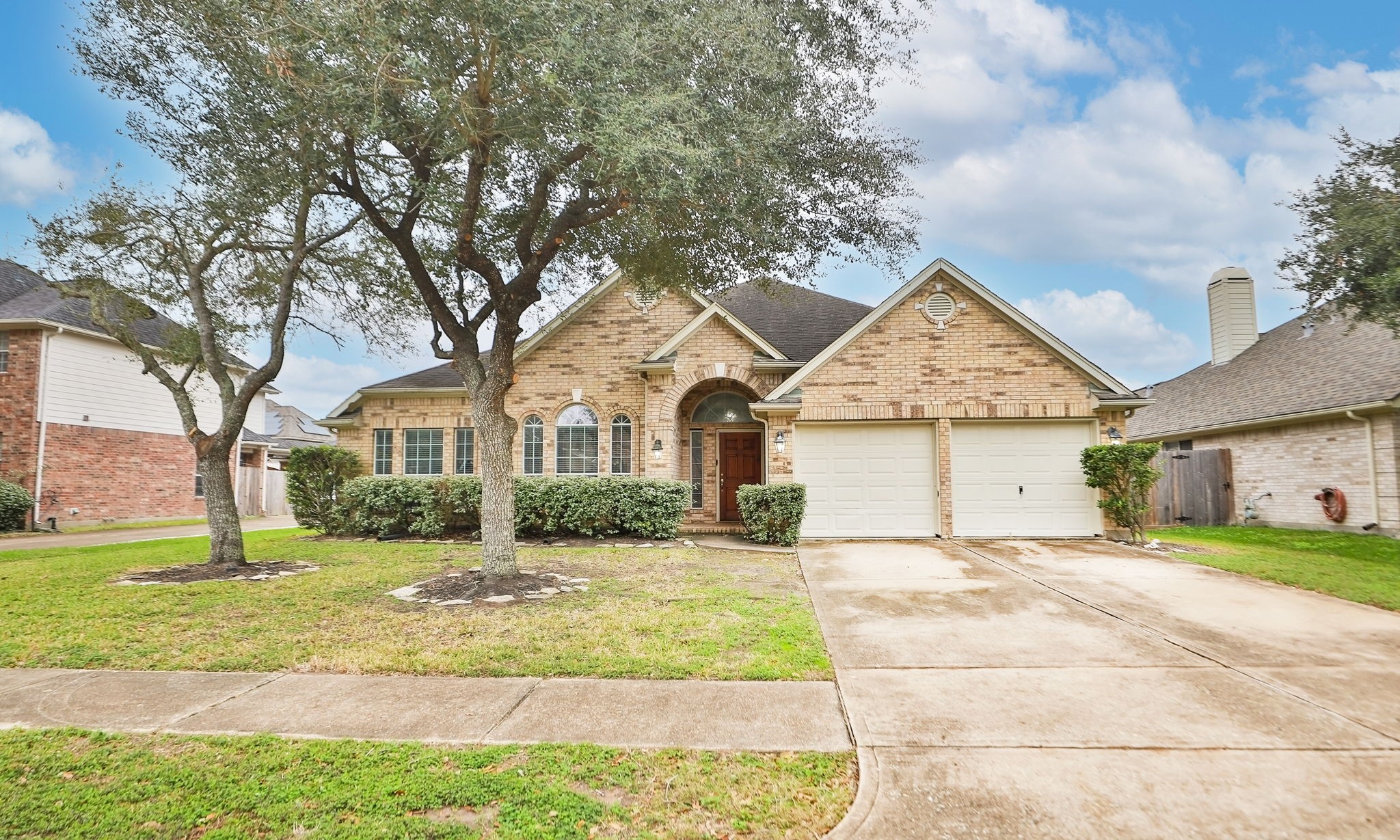 3904 Travis Lake Court Pearland TX 77581