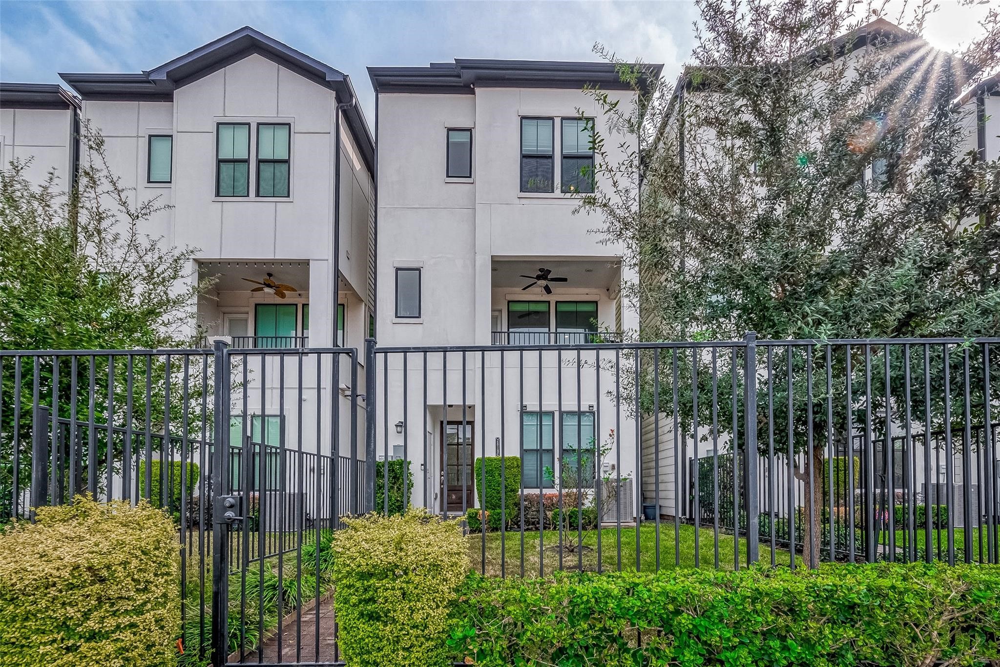 2818 Grand Fountains Drive G Houston TX 77054