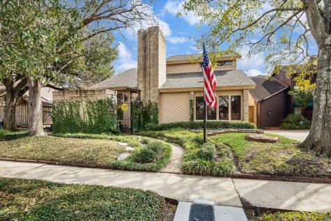 10323 Olympia Drive Houston TX 77042