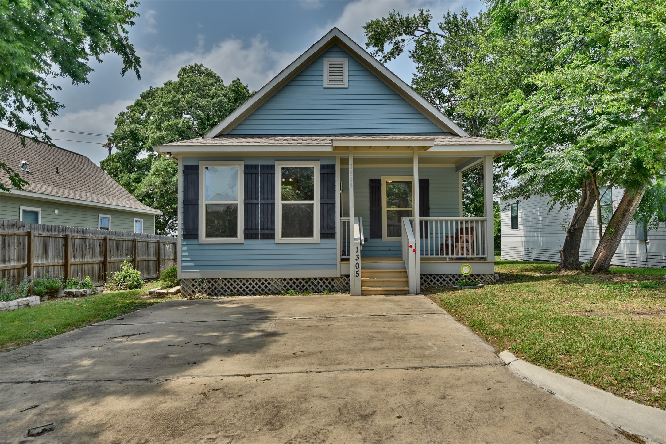 1305 Simon Avenue Brenham TX 77833