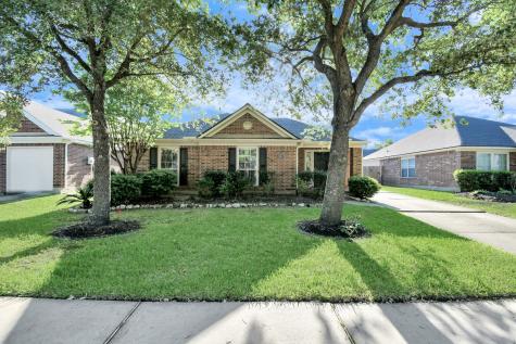 4910 Lake Gladewater Court Richmond TX 77407