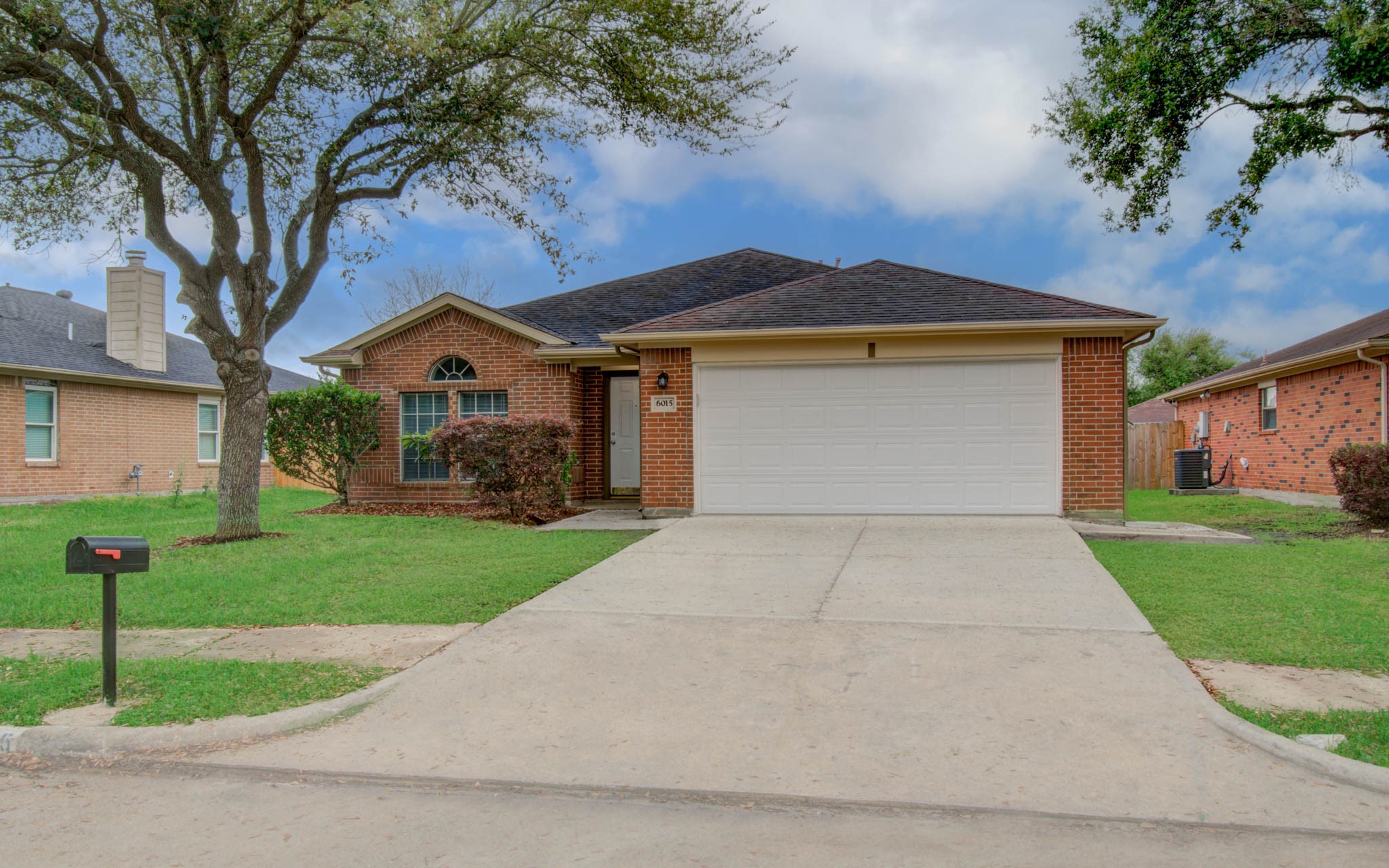 6015 Dream Court Houston TX 77085