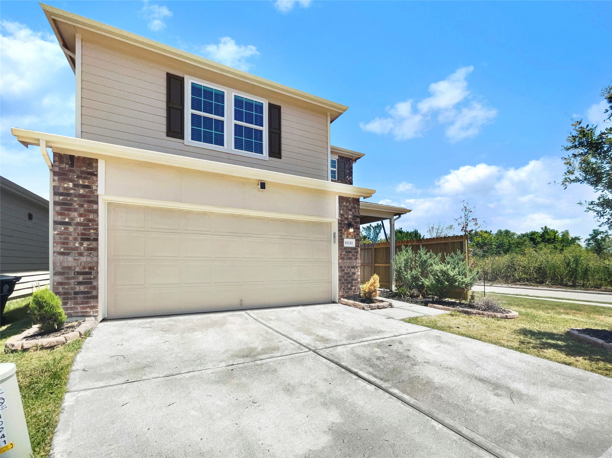 10241 Cleartide Lane Houston TX 77034