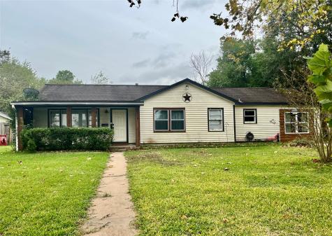 1119 19th Avenue N Texas City TX 77590