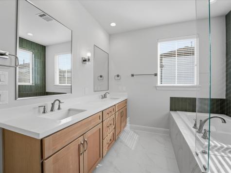 2704 Grand Fountains Drive G Houston TX 77054