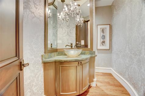 5015 Jason Street Houston TX 77096