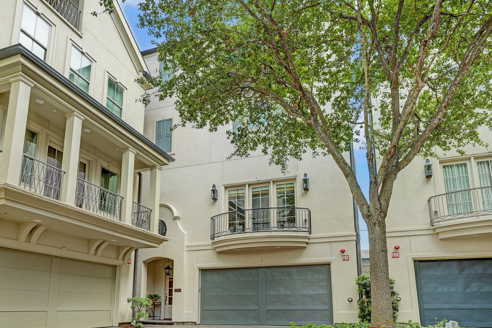 2315 W Main Street Houston TX 77098