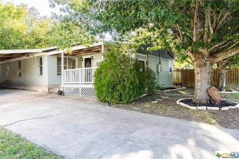 319 N Avenue I Shiner TX 77984