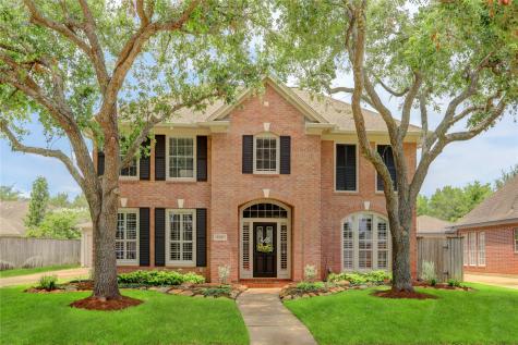 1231 Summer Brook Sugar Land TX 77479