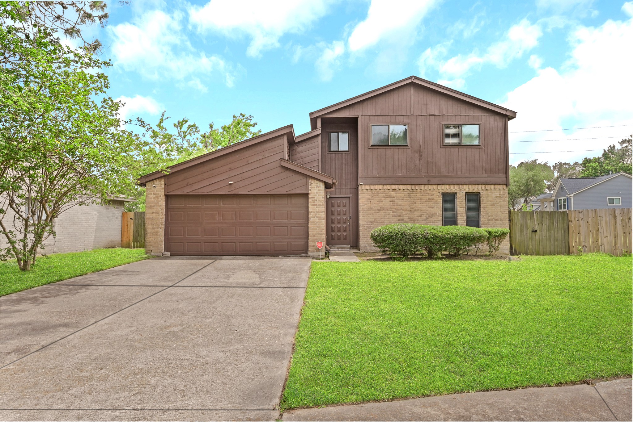 10139 Fernstone Lane Houston TX 77070