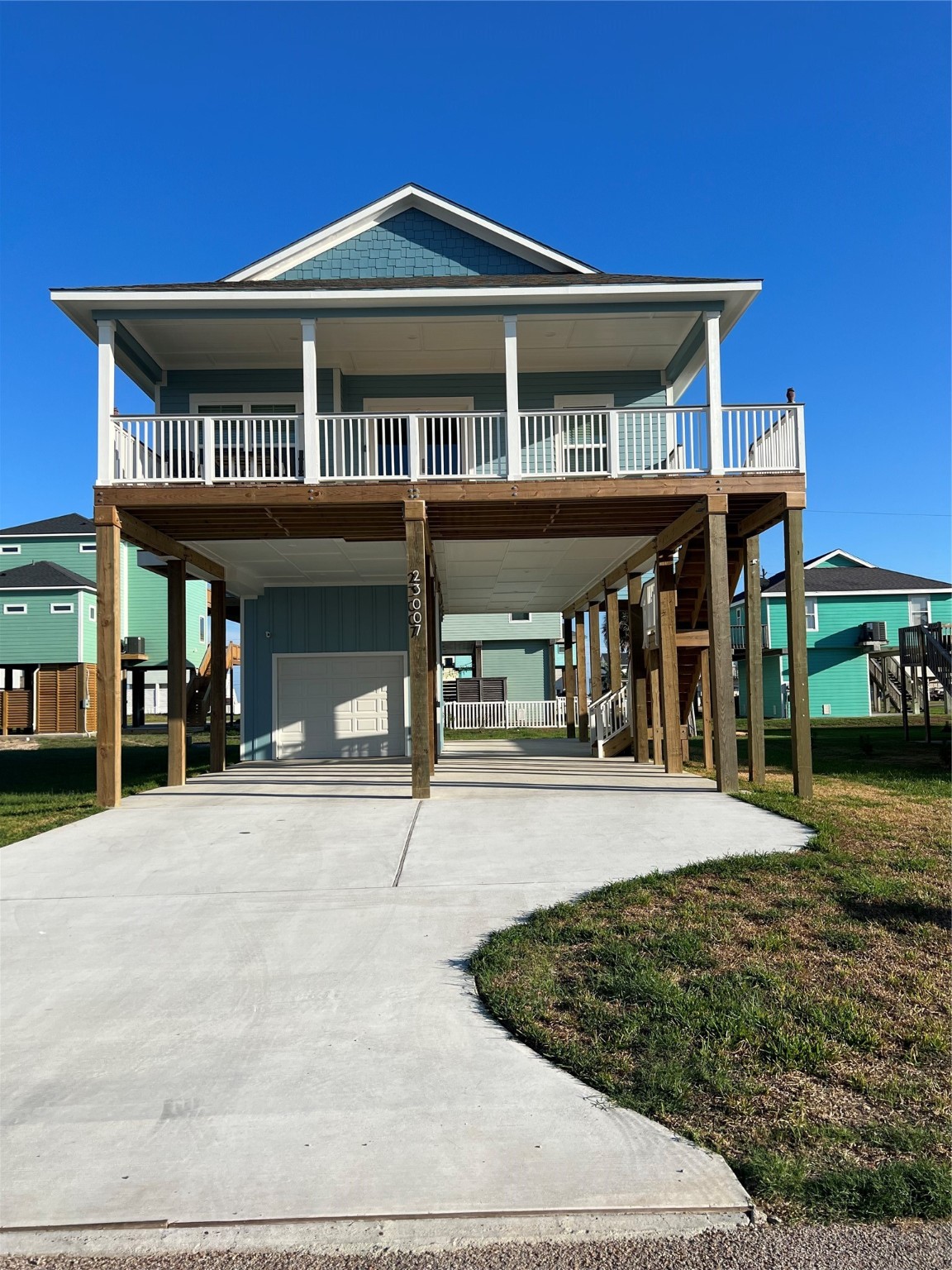 23007 Fresca Street Galveston TX 77554