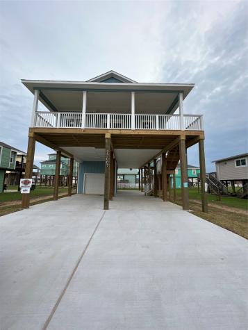 23007 Fresca Street Galveston TX 77554
