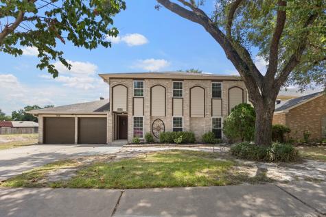 7618 Green Lawn Drive Houston TX 77088