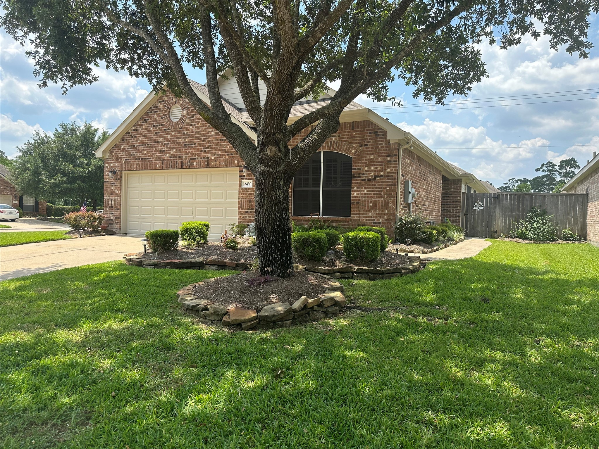 2430 Alamanni Drive Pearland TX 77581